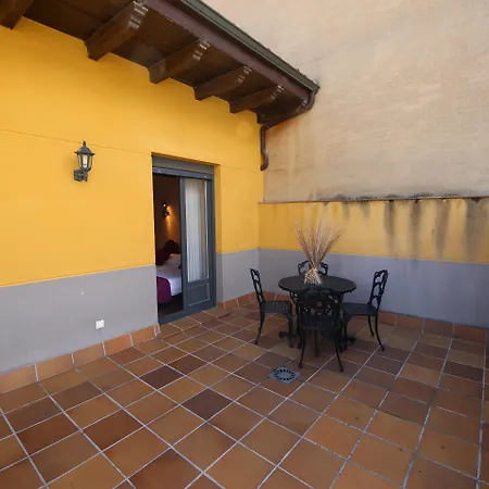 Alda Casco Antiguo Gasthuis 2*