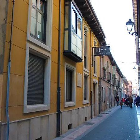 Maison d'hôtes Alda Casco Antiguo 2*