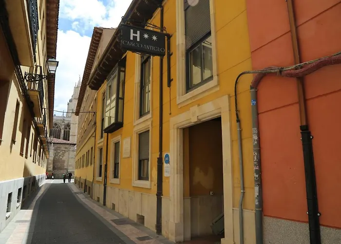 Alda Casco Antiguo Gasthof León