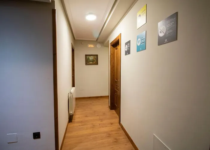 Alda Casco Antiguo Guest house 2*