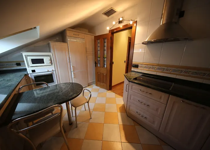 Alda Casco Antiguo 2*