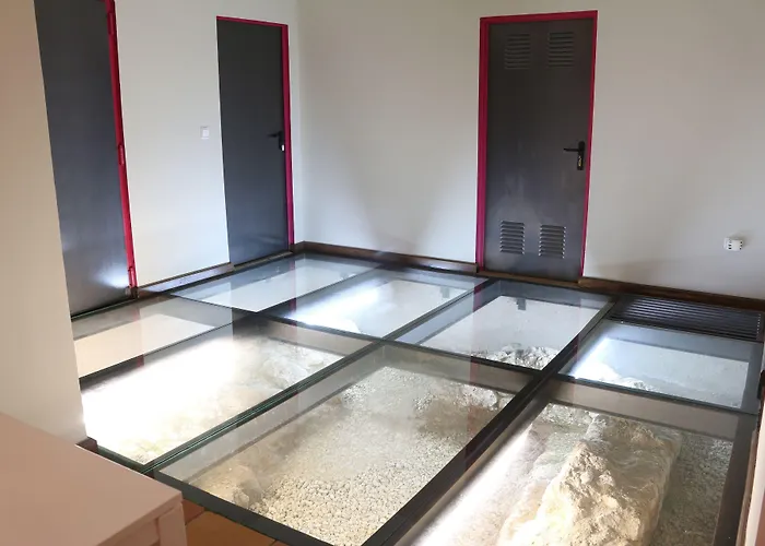 Alda Casco Antiguo 2*